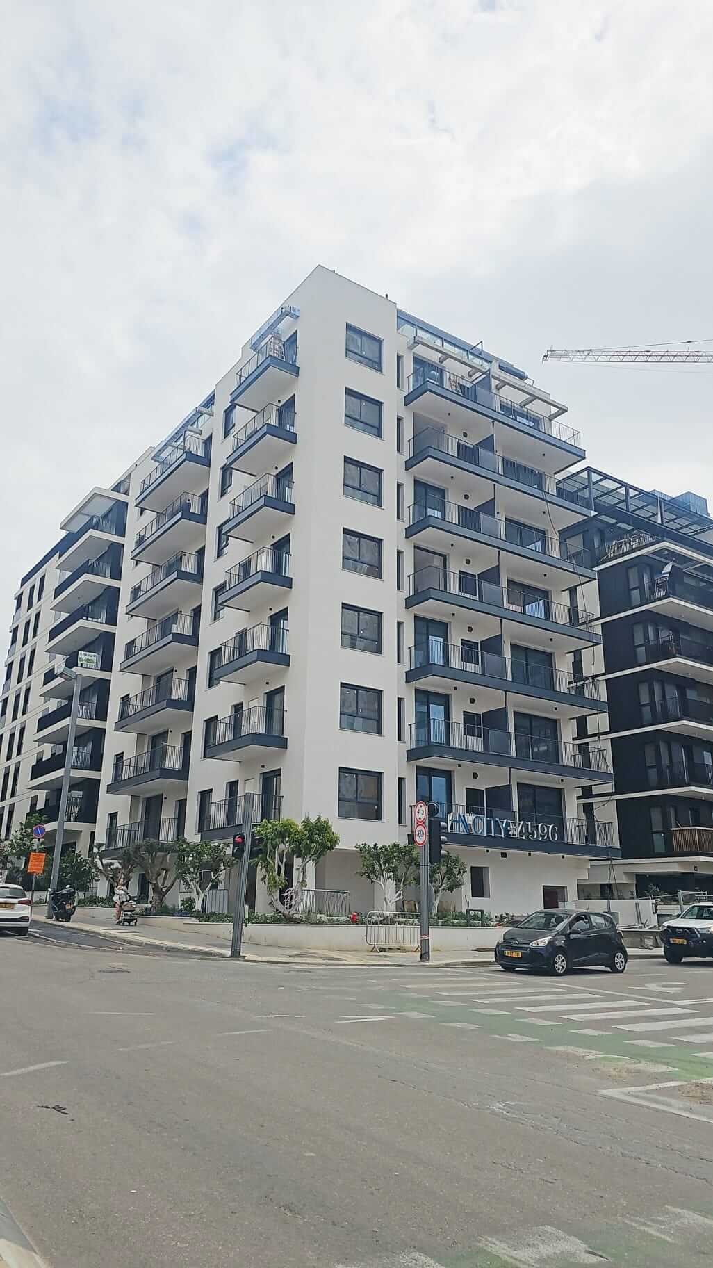 זבוטינסקי 1-2